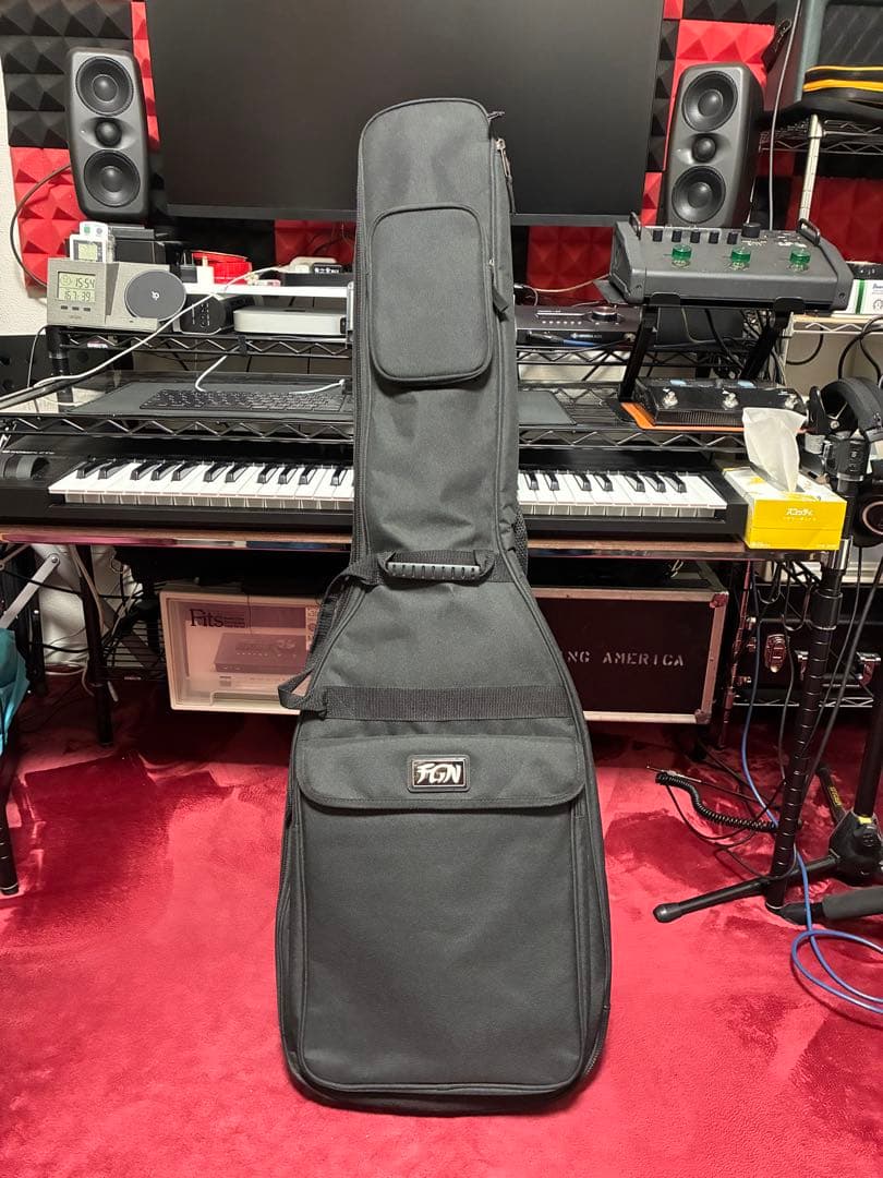 Fujigen 5弦ベース