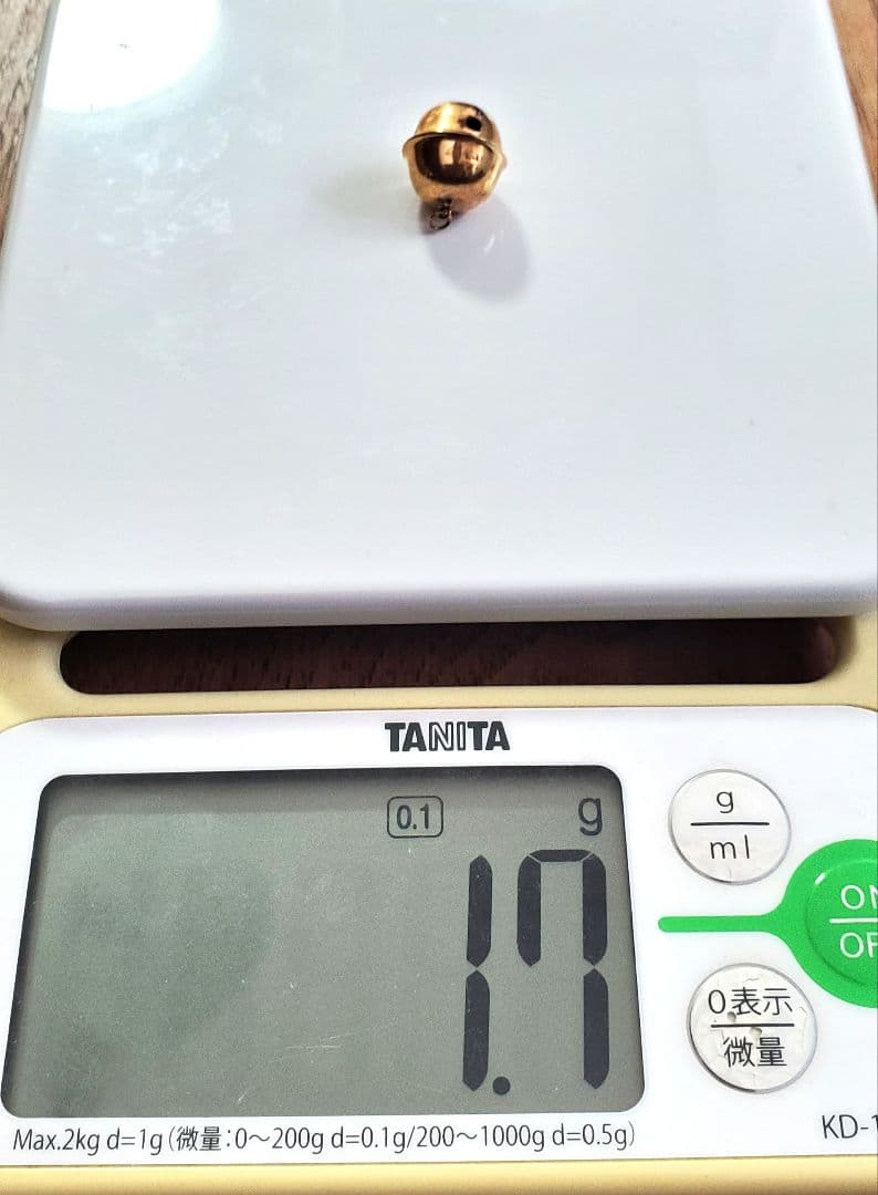 18金　K18　鈴の根付け　1.7g