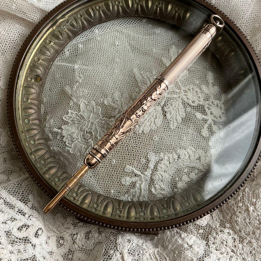 【D】フランスアンティーク　レアカラー♡　すずらん　ペンシル　ペンダント