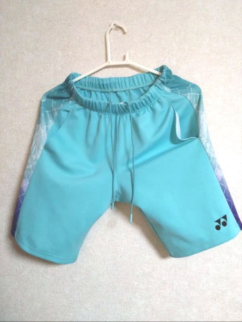 YONEXヨネックスゲームウェア 上下セット (ウェアLハーフパンツM)