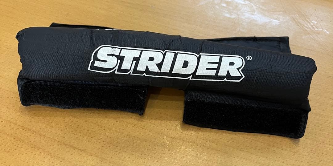 未使用タイヤ付　STRIDER バランスバイク イエロー　12インチ