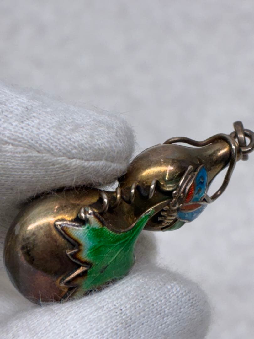 Z）ひょうたん レトロ 瓢箪 縁起物 時代 蝶と葉 工芸品 提げ物？ペンダント？