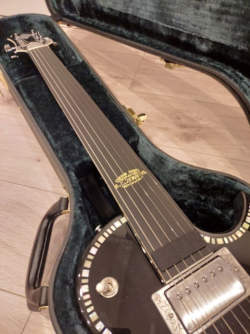 美品　zemaitis A24SU BLACK　エレキギター