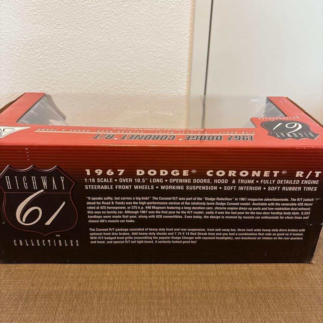 ミニカー Highway61 1967 Dodge Coronet R/T 1:18