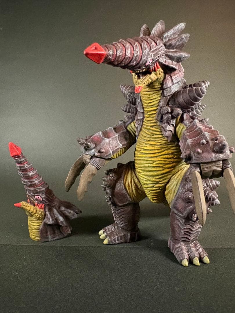 ウルトラ怪獣　グライムＡ　ソフビ リペイント