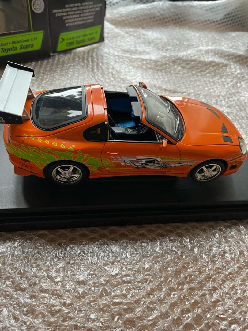 ワイスピ　トヨタ スープラ 1/18