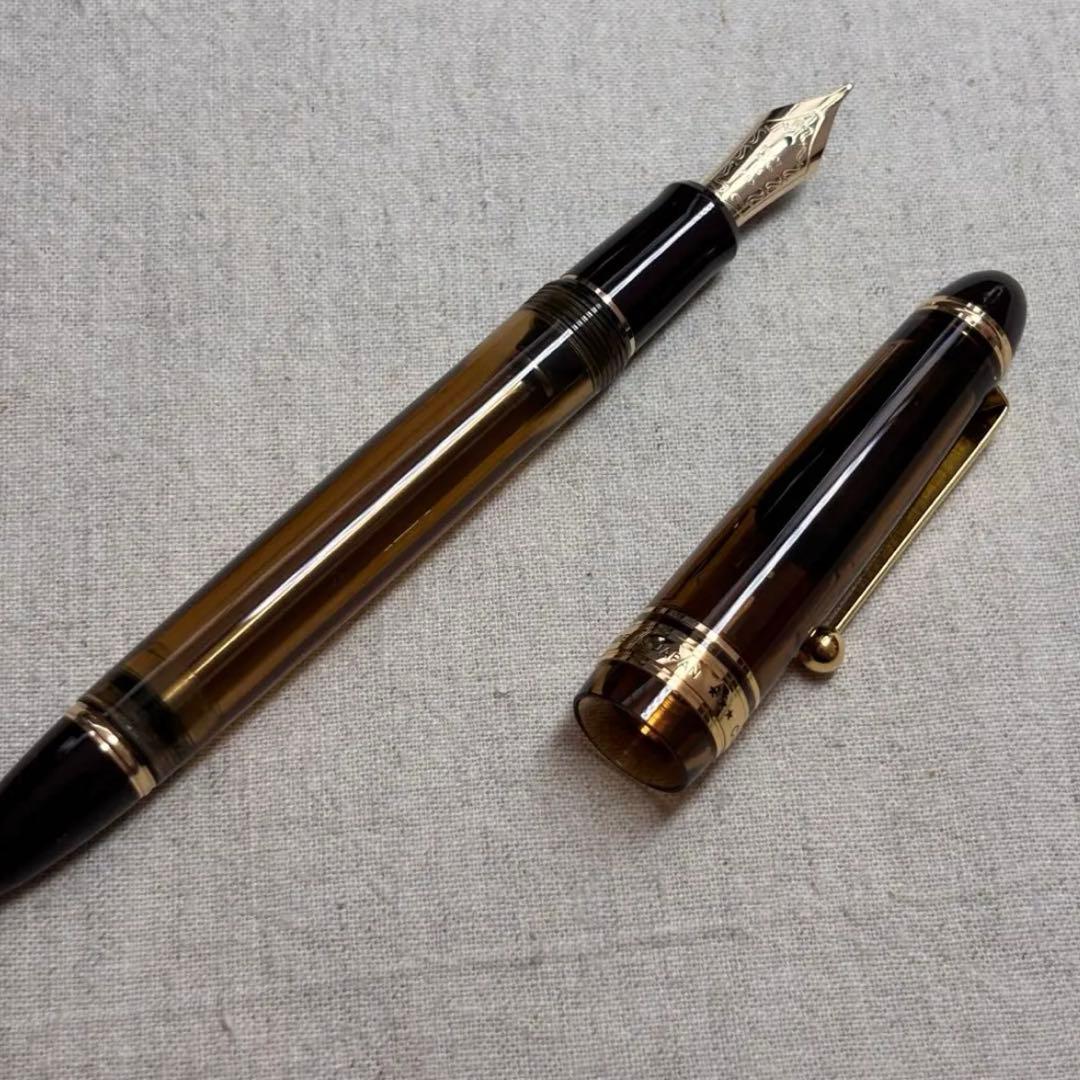 PILOT パイロットCUSTOM カスタム ８２３　14K 585 B太字