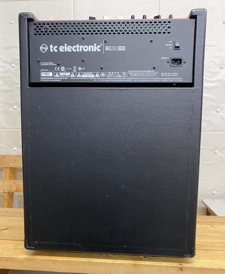 tc electronic BG250 ベース用アンプ 動作良好