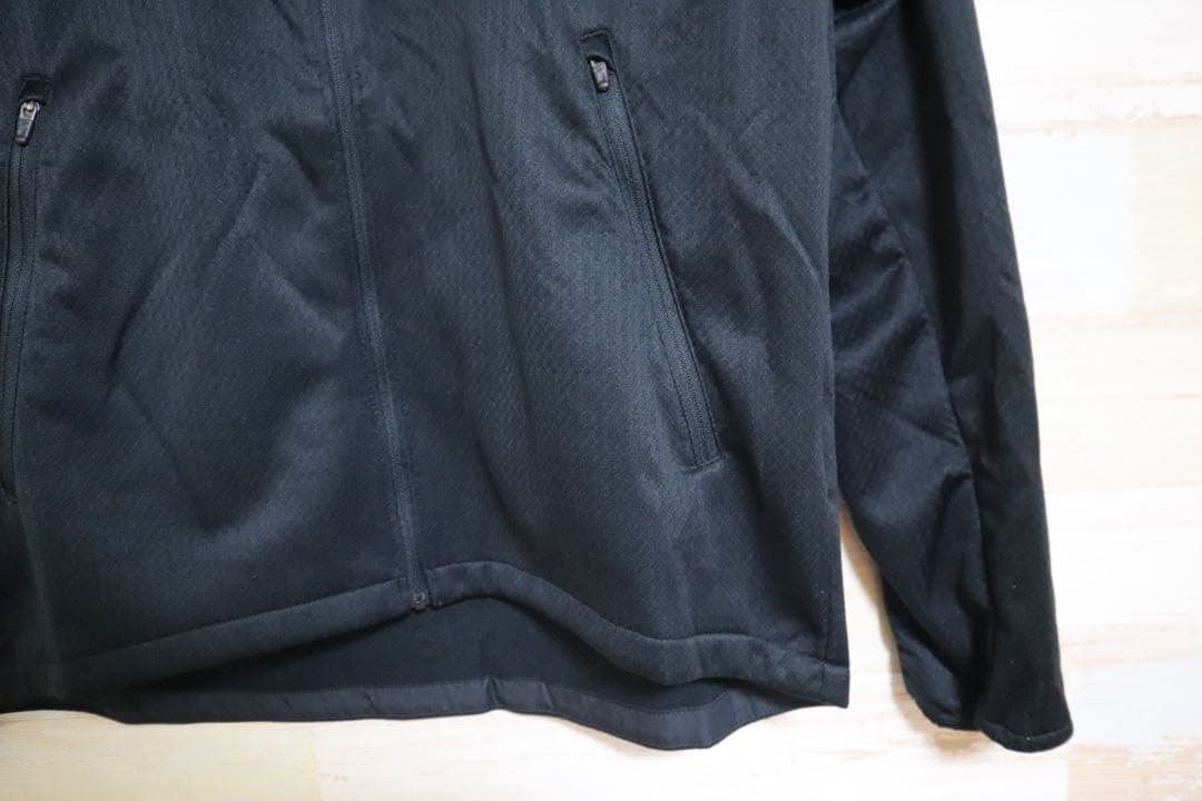 新品　ナイキ　サーマスフィア　マイラー　フーディー　ランニングジャケット