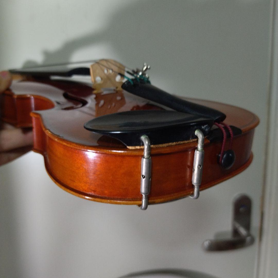 ♥5才前後の子供用スズキバイオリン1/8♥品番200弓ケ―スKUNの肩当て松脂付