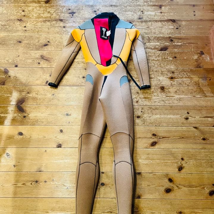 Excelエクセル　レディースセミドライ　フルスーツ　5／3ミリ　オーダー品