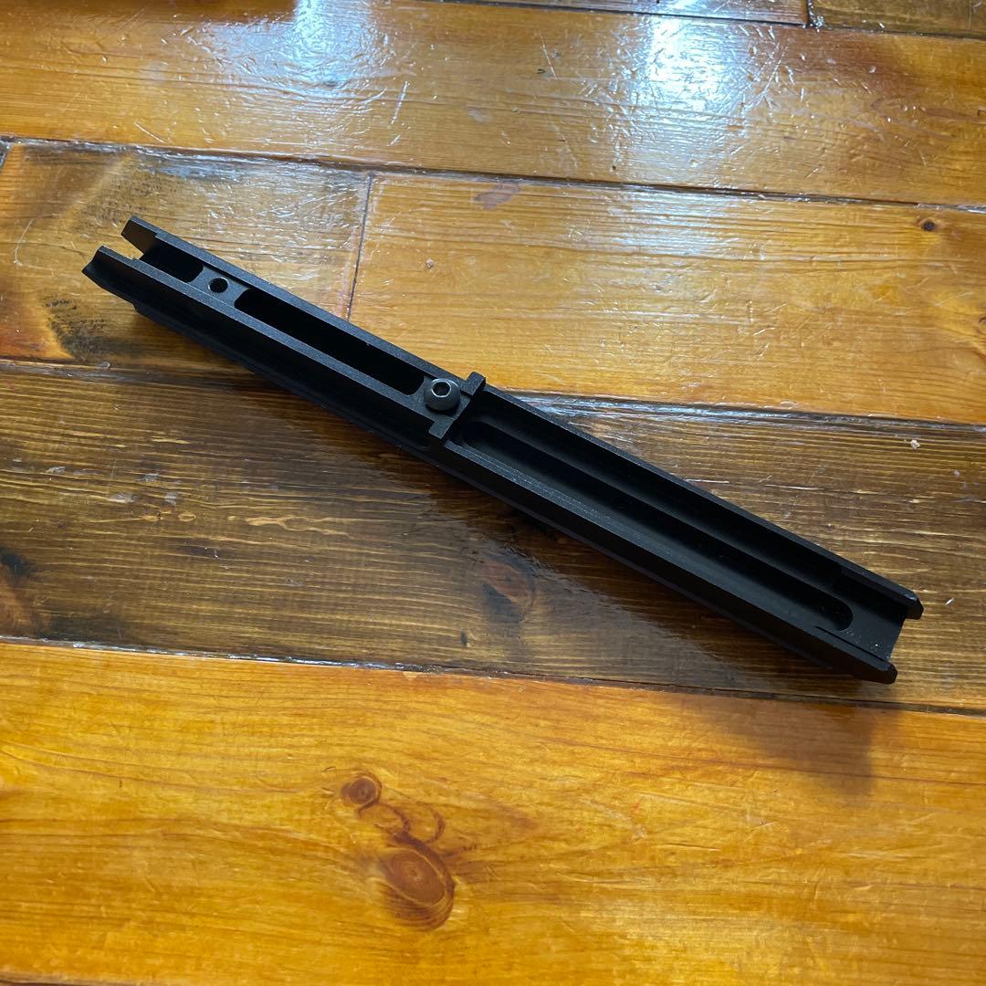 き*こ様 GHK AUG GBBR用タクティカルマウント