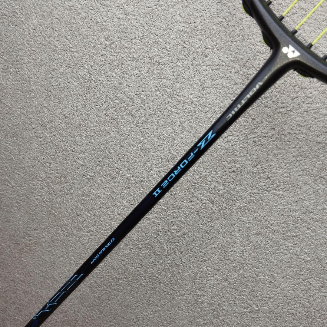 【極美品】YONEX VOLTRIC Z-FORCE Ⅱ 4UG5①