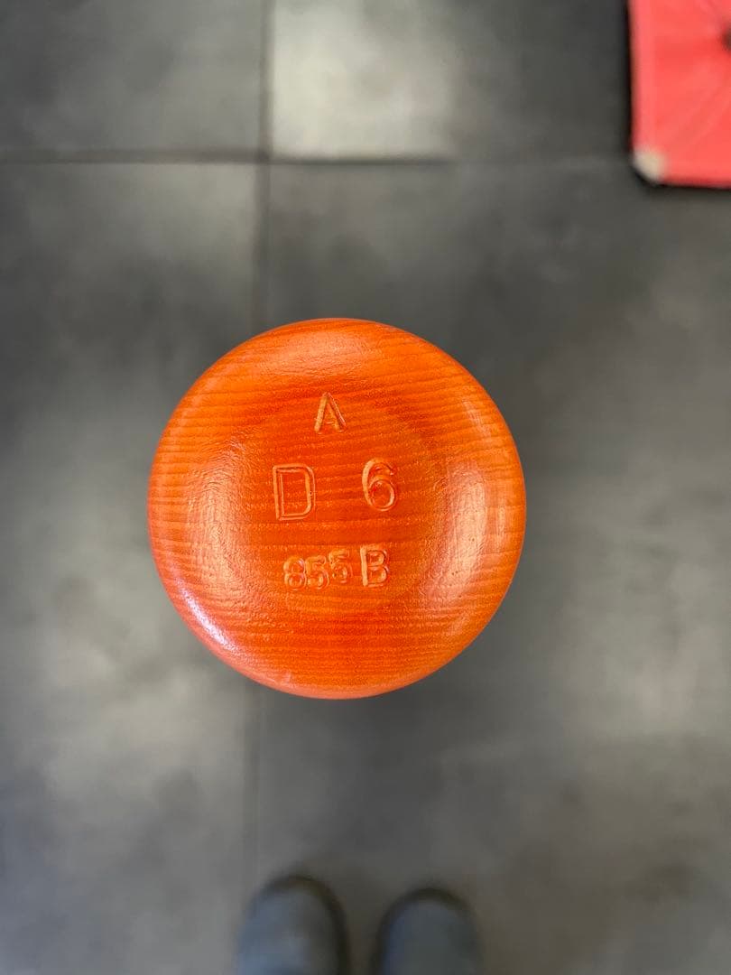 希少！木製硬式バット プロ野球中日ドラゴンズ 平田良介実践バット！オレンジ