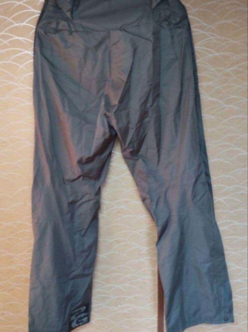 新品タグ付長期保管品 Gold Win ゴールドウィン GORE-TEX パンツ