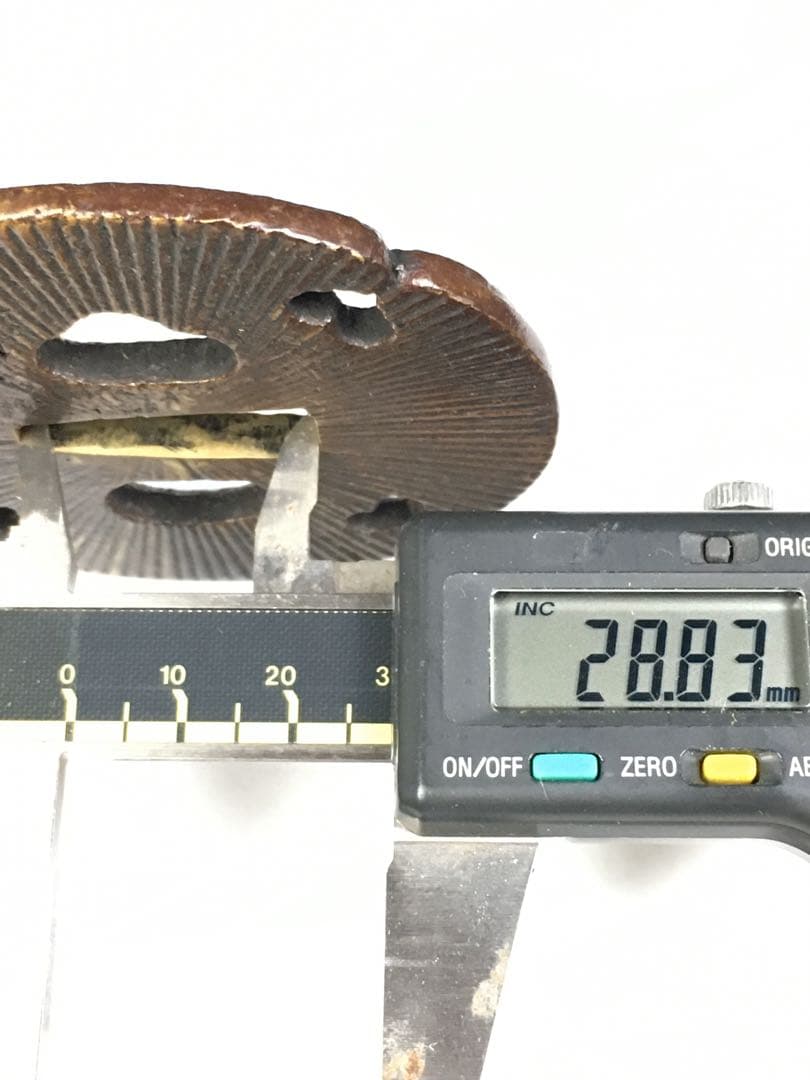 S195透かし銅鍔 武具・刀装具 木箱付