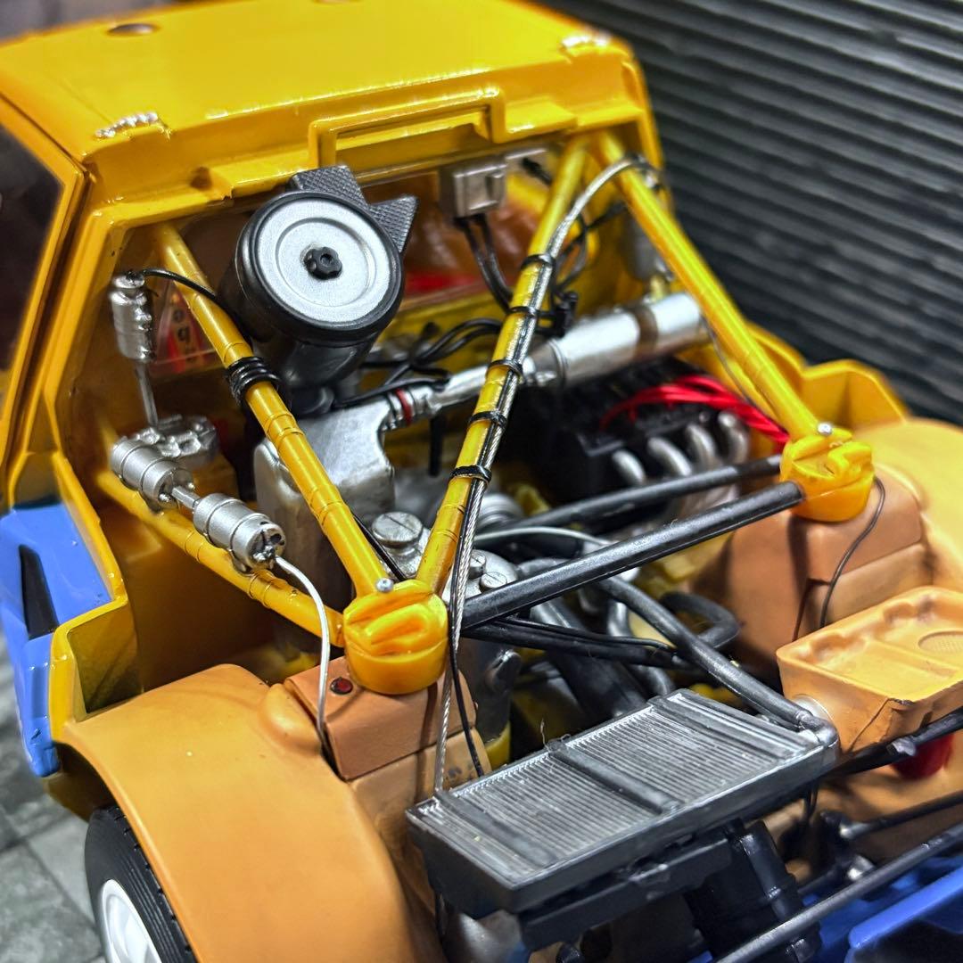 ワンオフカスタム 1/18 Solido プジョー205 T16 パイクスピーク