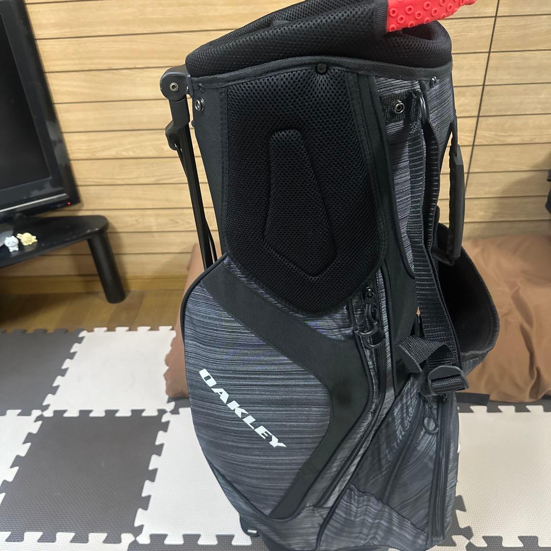 未使用　Oakley キャディバッグ ブラック/グレー