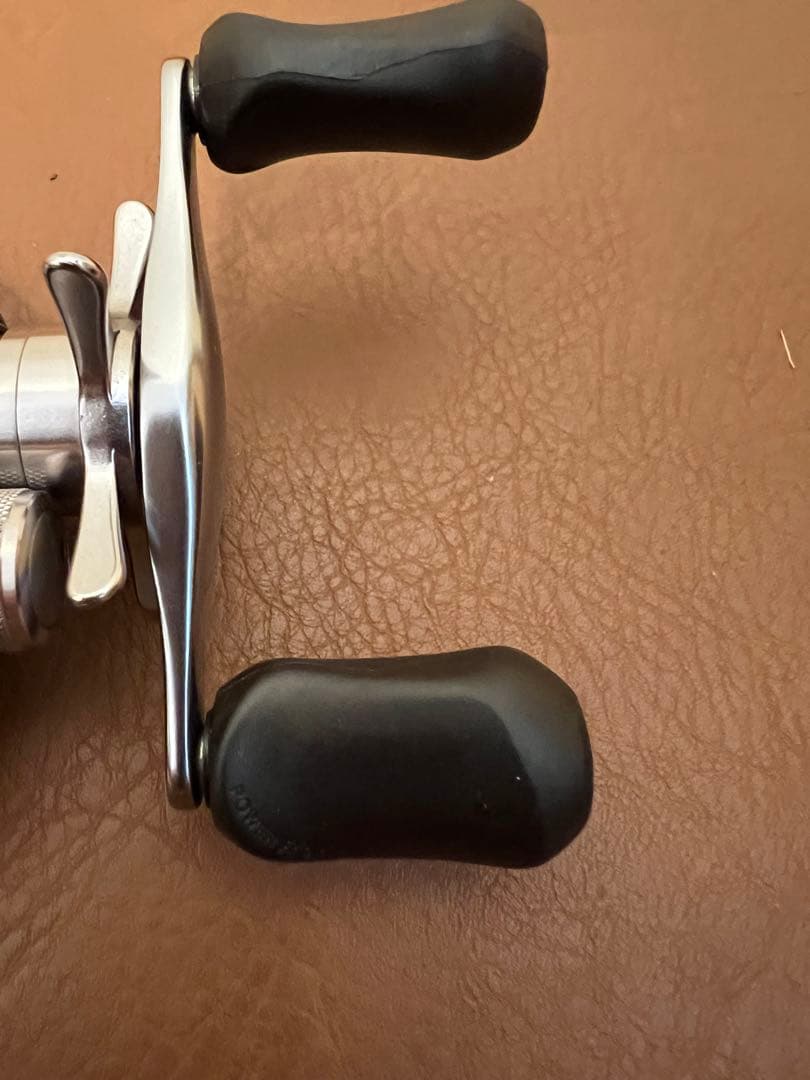 シマノ スコーピオンアンタレス右ハンドル 中古品　RH220