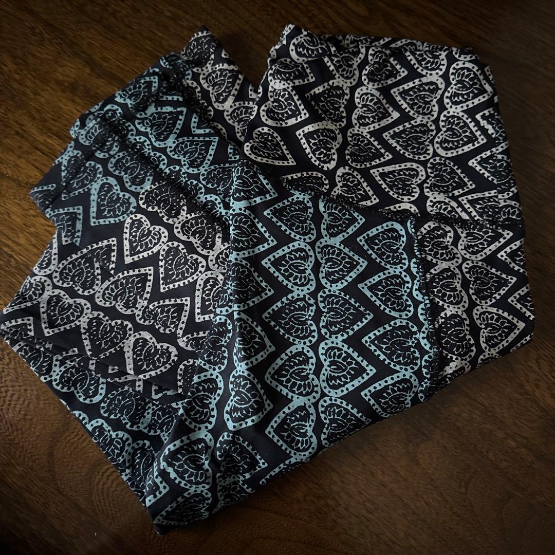 ホォアナデアルコ　juana de arco 並んだハート ヨガパンツ