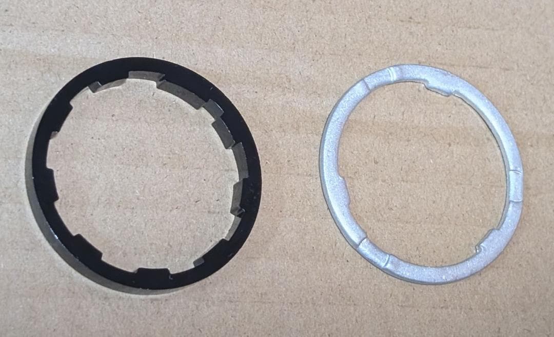 16インチ305 7-11s対応 完組ホイール 前74mm 後130mm