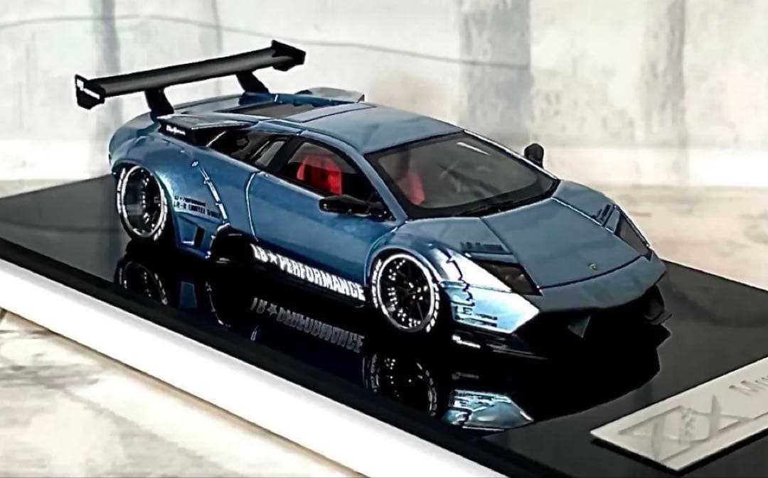 ランボルギーニ　ムルシエラゴ　LBWK 世界限定199台　1/64 ミニカー