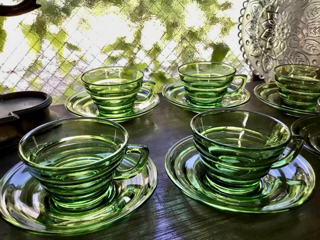 アールデコ◆ガラスカップ&ソーサー6客◆緑 グリーン 昭和レトロ プレスガラス