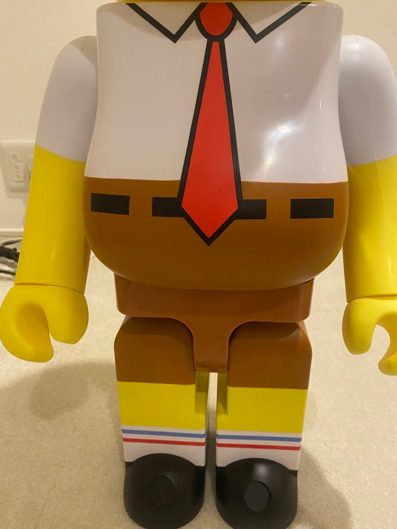 ベアブリック　スポンジボブ　1000%