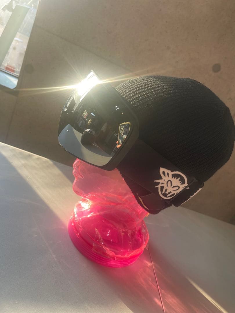 BLACKFLYS スノーゴーグル　球体ミラーライトスモークレンズ　マグネット式