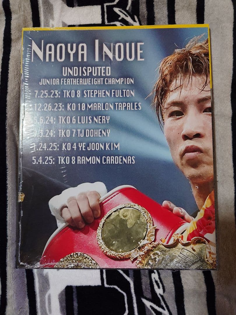 ザ·リング·マガジン　井上尚弥選手が表紙のレアな海外雑誌　ポスター付き。