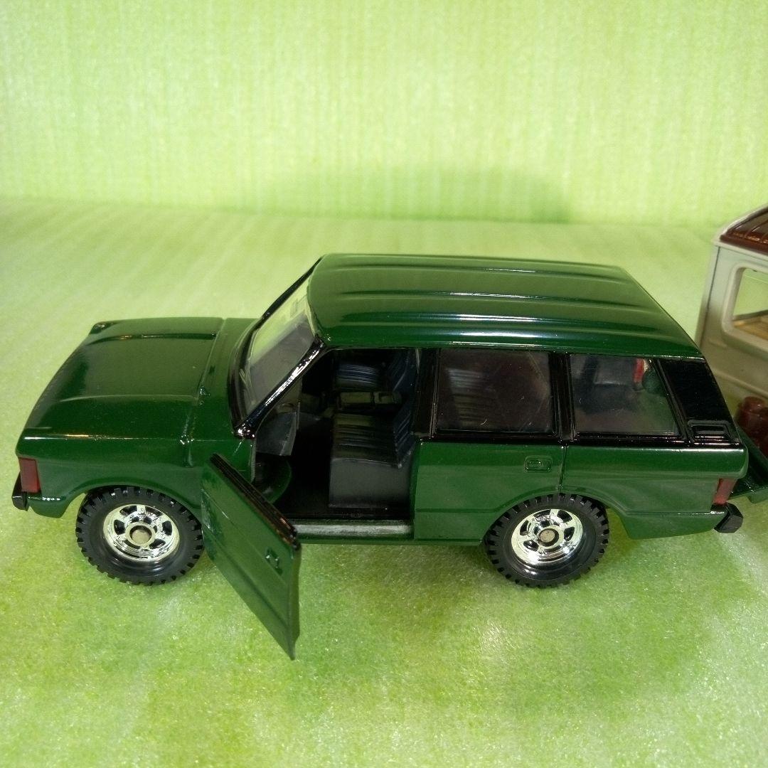 CORGI Collection　RANGE ROVER & CARAVAN
