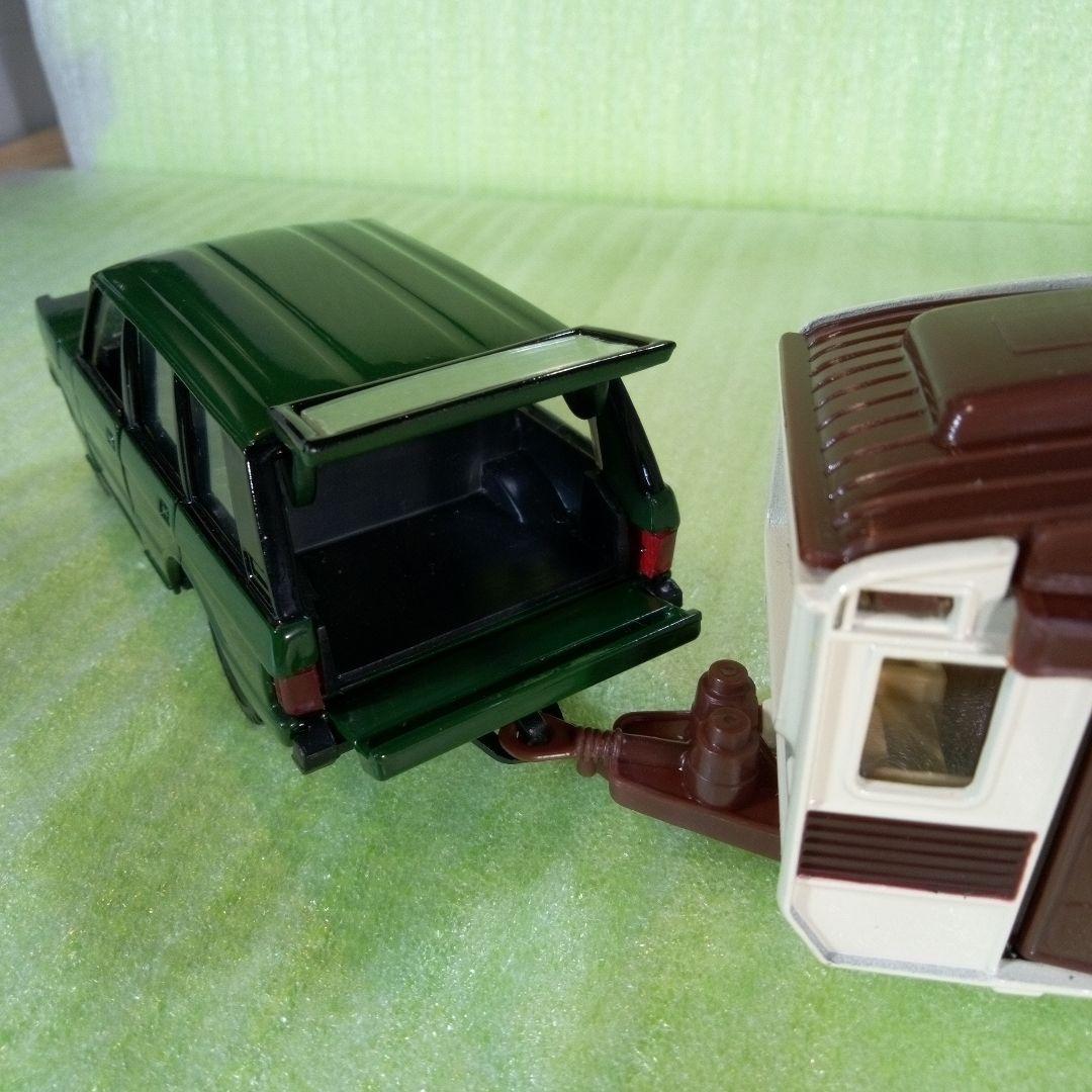 CORGI Collection　RANGE ROVER & CARAVAN