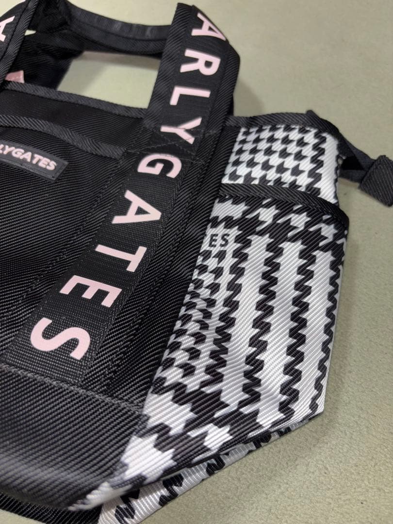 （超美品）パーリーゲイツ、グレンチェック柄シリーズ、カートバッグ、ラウンドバッグ