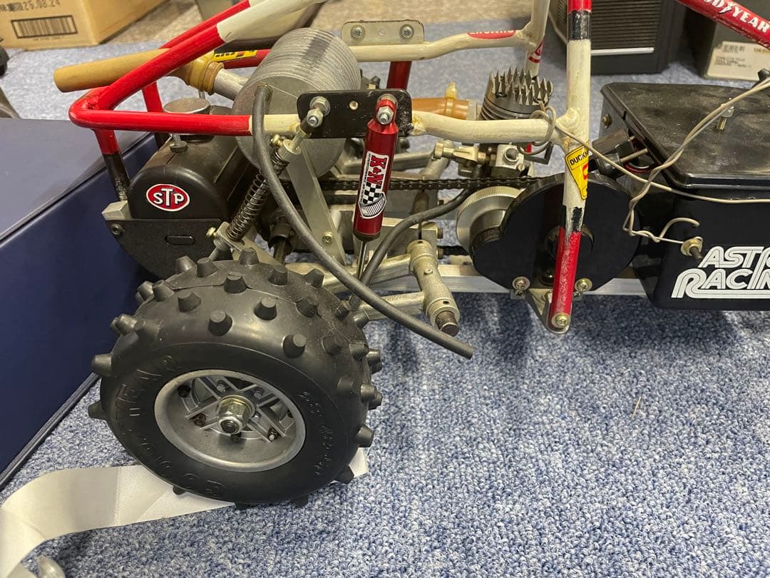 お*ま様 京商KYOSHORAND JUMP 4D リモコン FUTABA FP