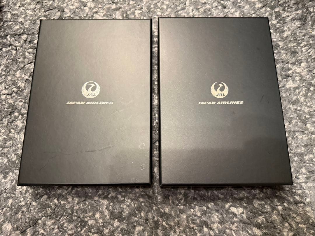 JAL 2024年 2025年ダイヤモンドメタル会員限定タグ 2個セット