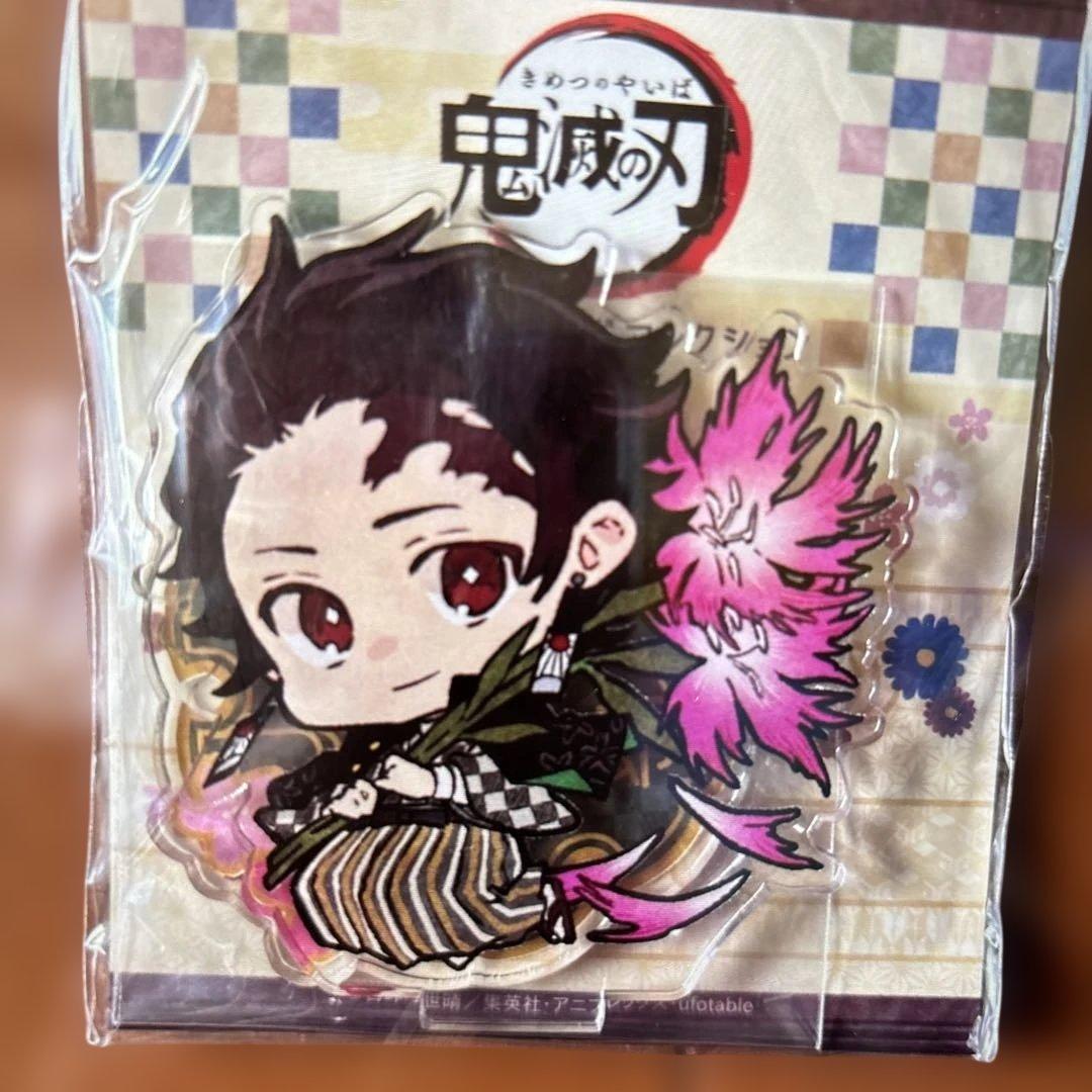 鬼滅の刃　アクスタ　キーホルダー 時透無一郎　我妻善逸　竈門炭治郎　胡蝶しのぶ