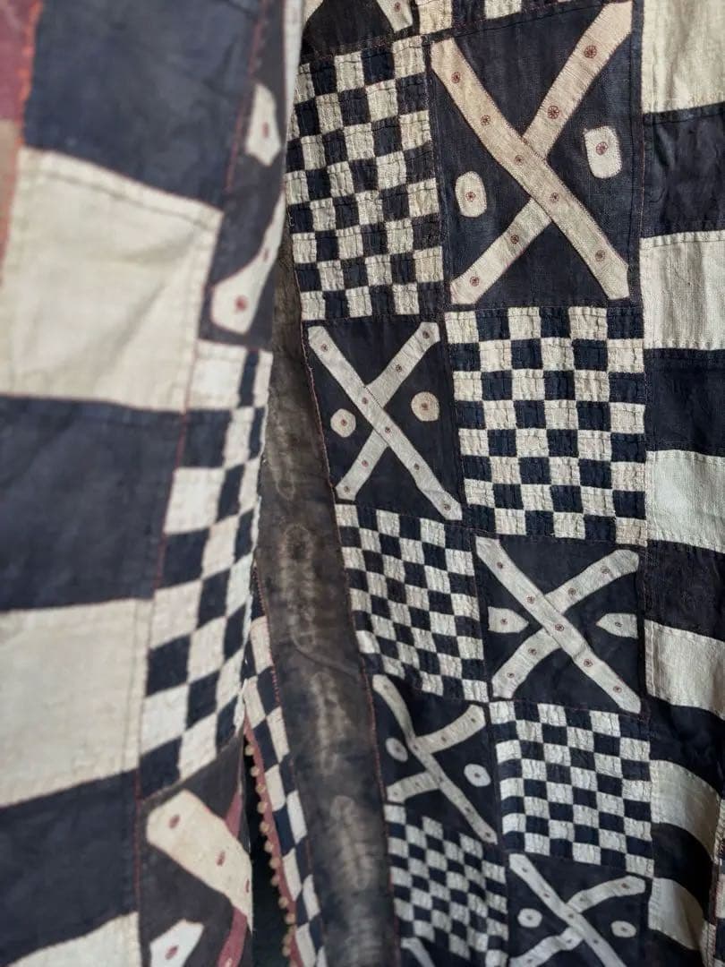 545 アフリカヴィンテージ クバ王国 プショング族 マフェル 王族衣装 市松