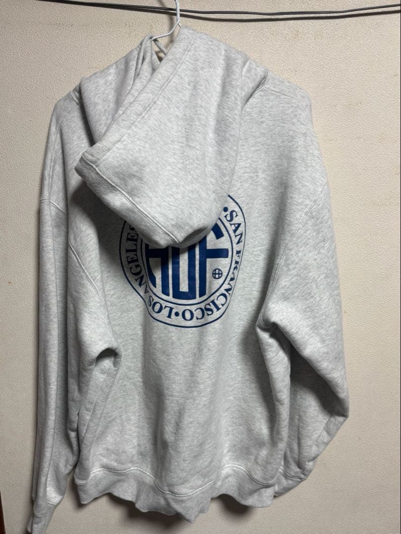 huf パーカー