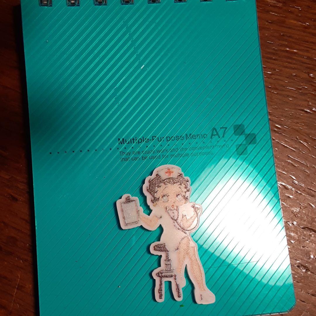 医療好き●新品　メモ帳ベティ看護婦さんブルー