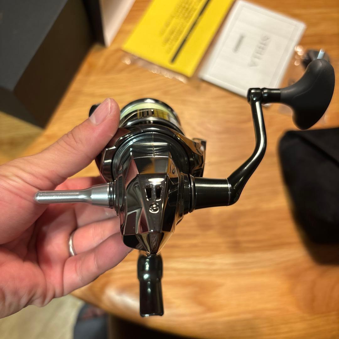 週末値下げ！シマノ 22STELLA 3000mhg