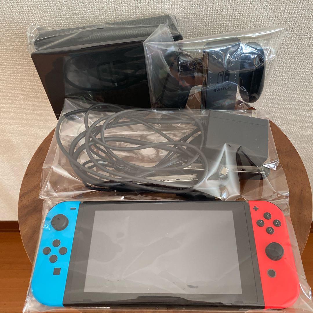 NintendoSwitch 本体　箱無し(HDMIケーブルは純正ではありません