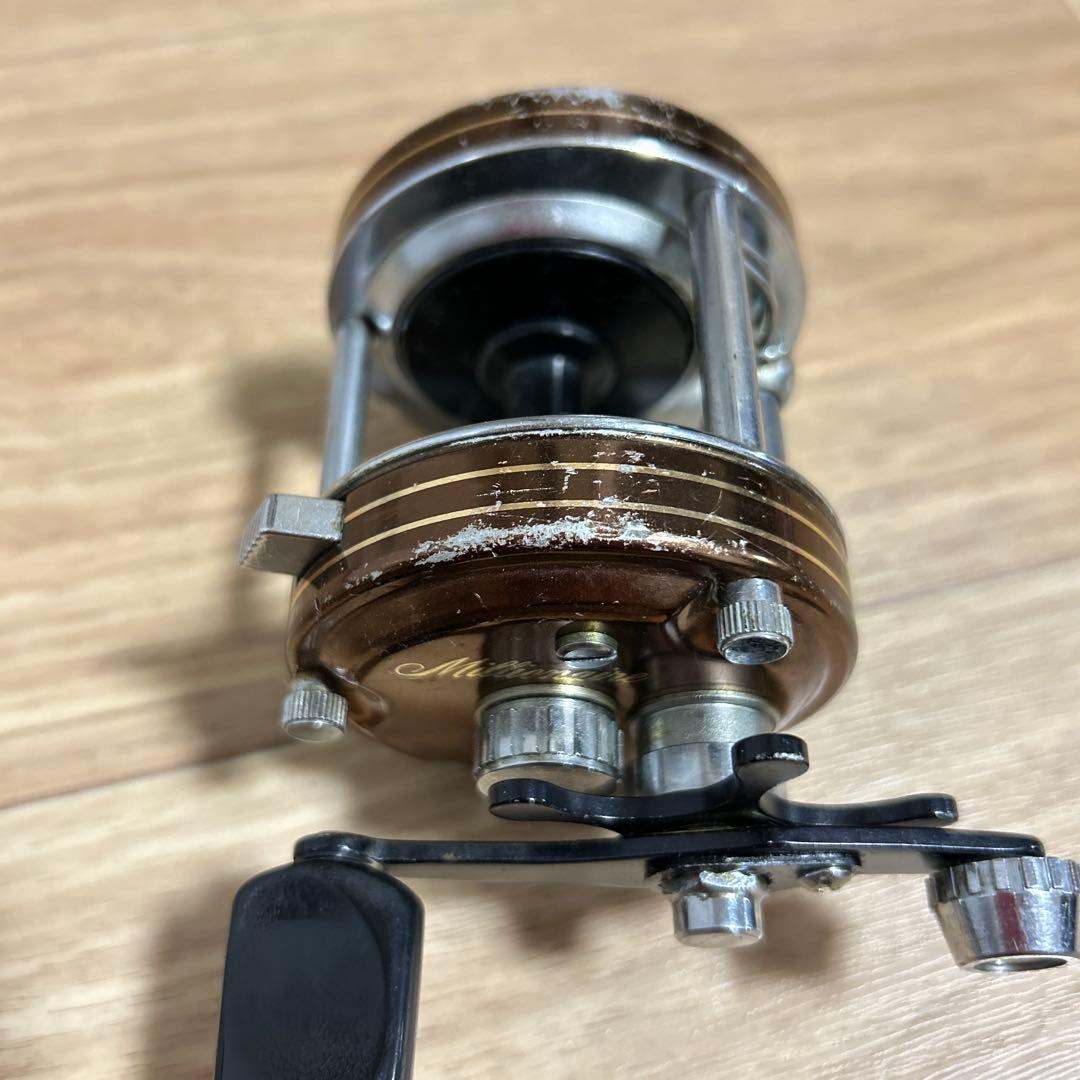 Daiwa ダイワ ミリオネア 5H リール