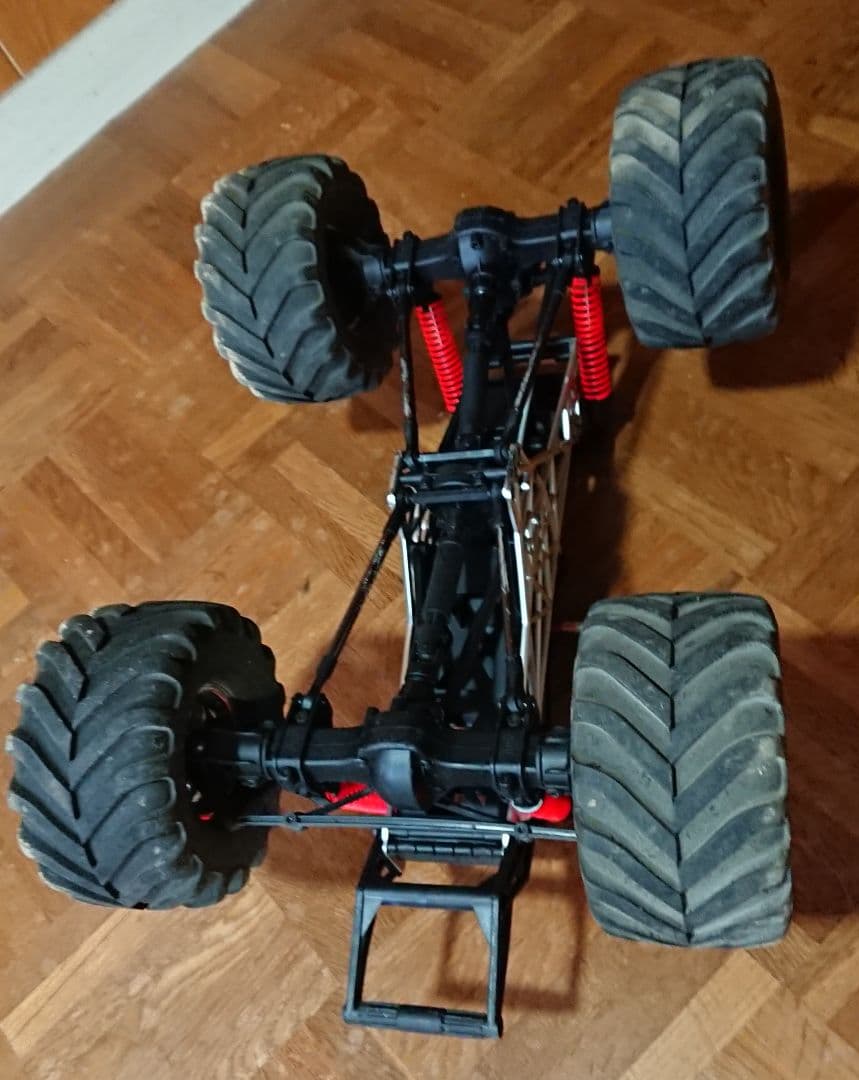 ラジコン ウイリーキング兼クローラーキング