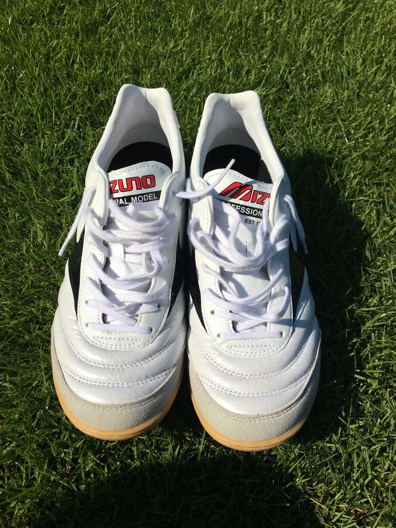 ミズノモレリアIN フットサルシューズ