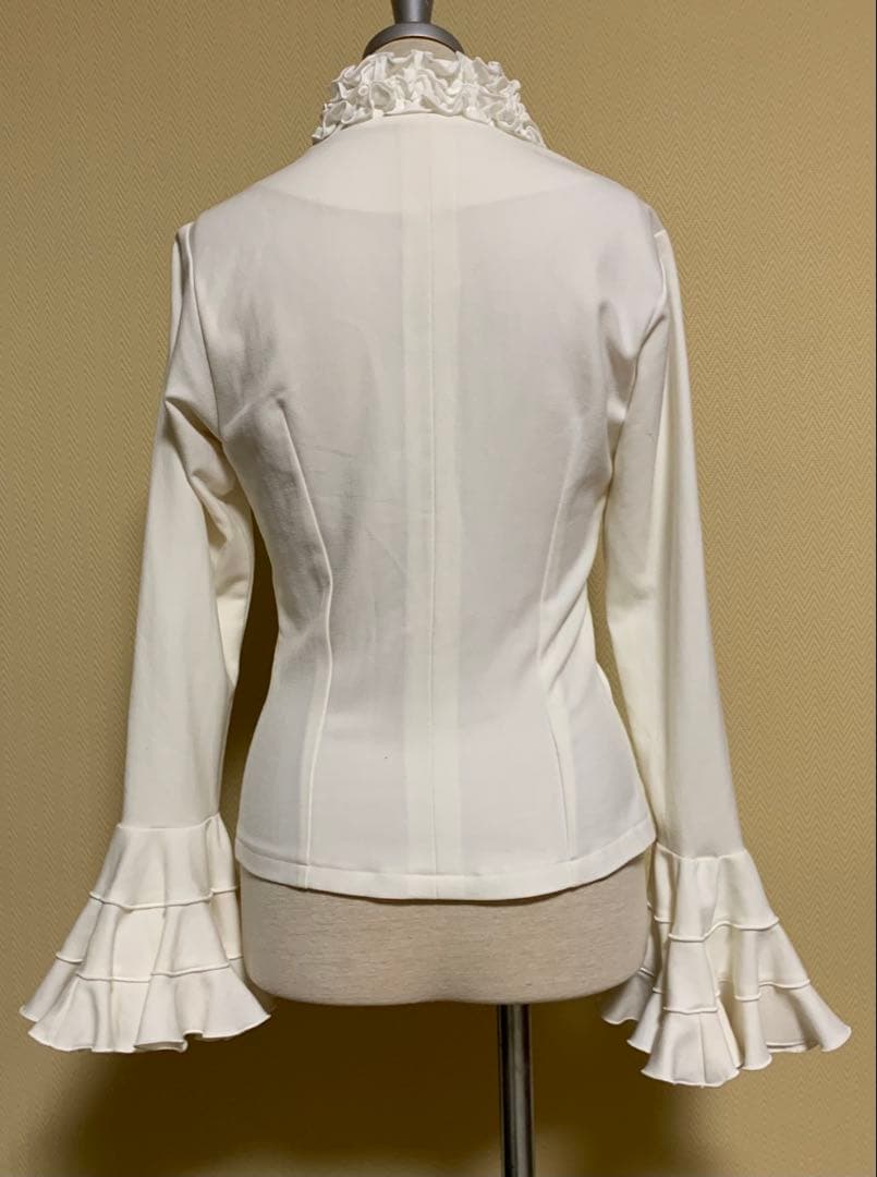 かみん様　フラメンコ 衣装　ソニアジョーンズトップス ホワイト サイズ3