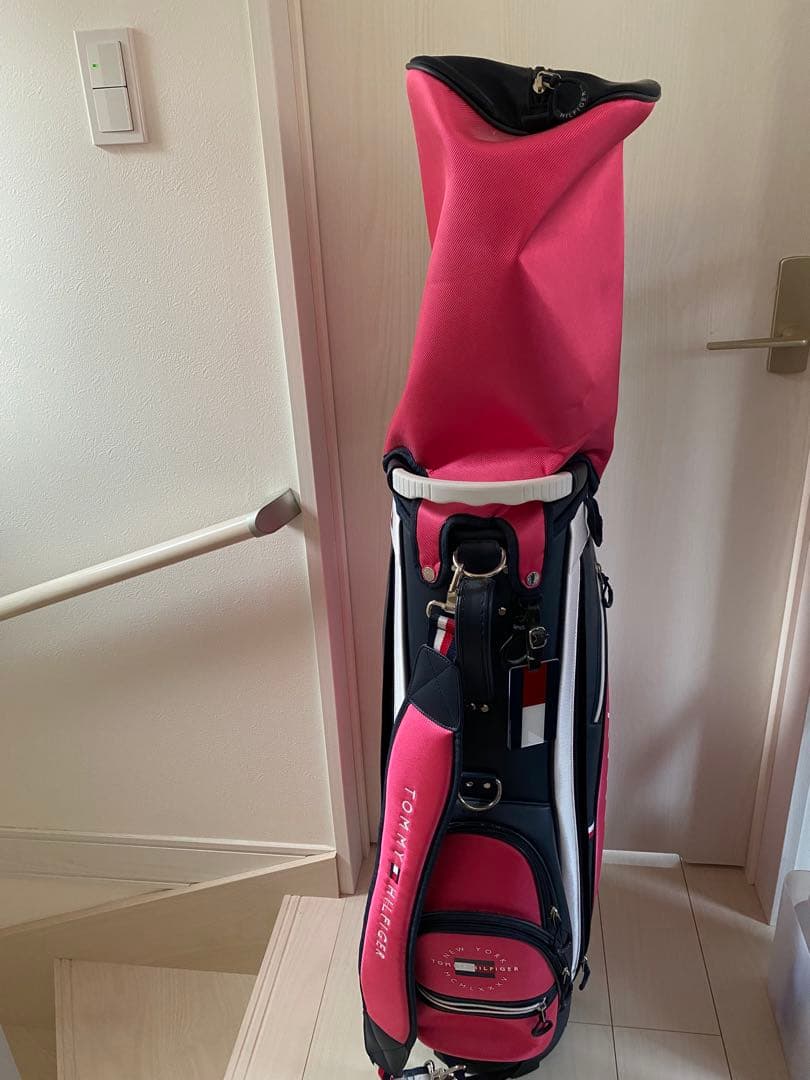 ゴルフ　バッグ　  トミーヒルフィガー　ピンク