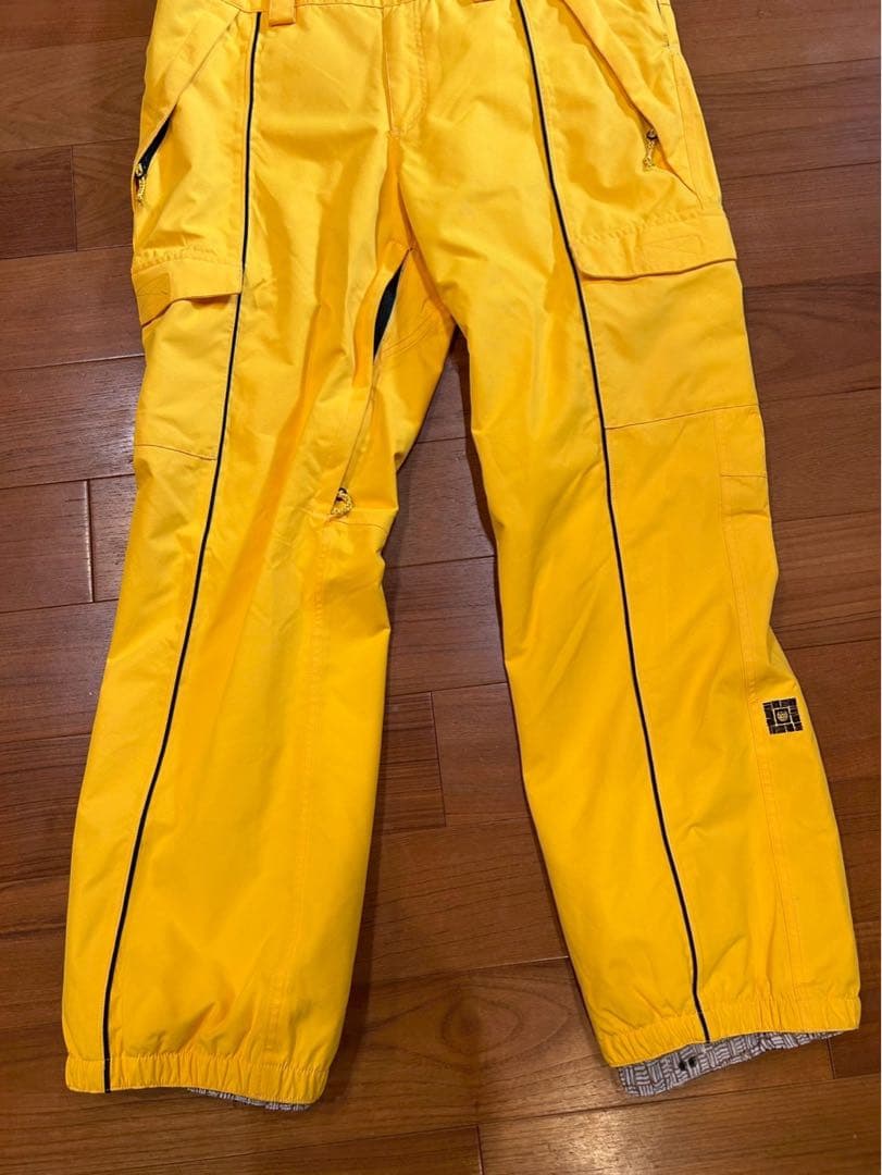 686 infidRY スノーボードウェア Lサイズ　ビブパンツ