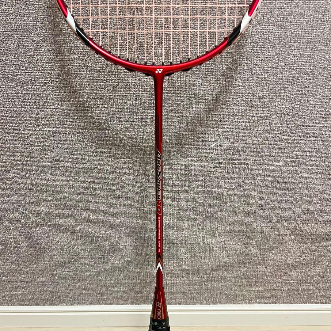 廃盤品 ARCSABER 10 レッド バドミントンラケット