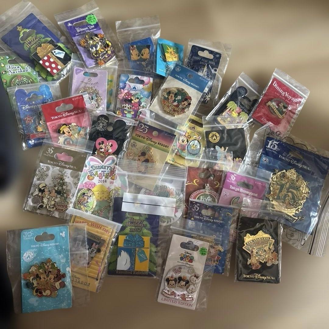 M*♪様 LE100等　ディズニーピンバッジ コレクション 約50個以上　数量限