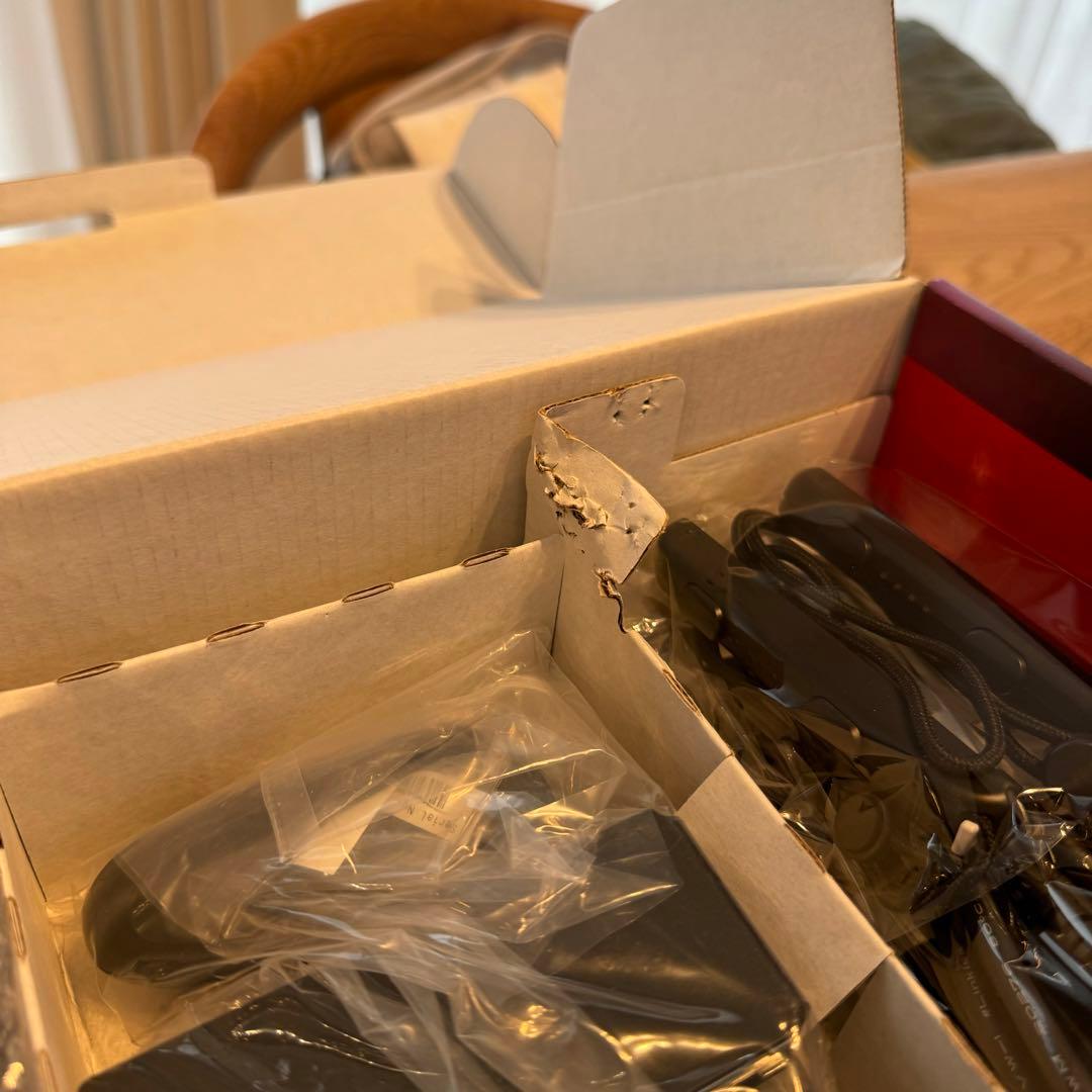 Nintendo Switch 本体　Joy-Con カバー付き